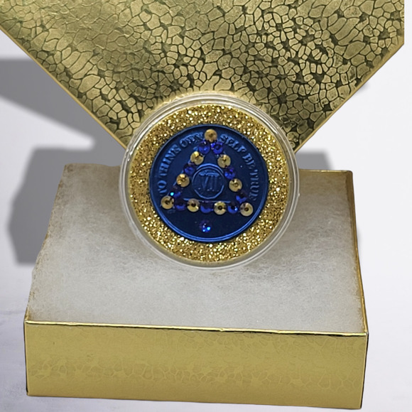 AA Alcoholics Anonymous 7 YEAR bronze coin chip. Sobriety medallion w/ gems! - Picture 3 of 4